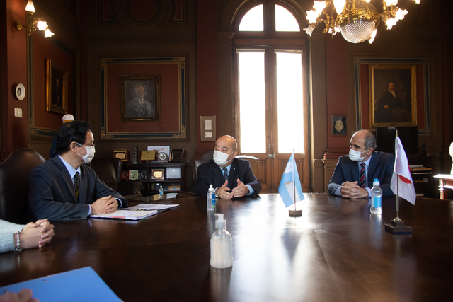 El embajador del Japón y representantes de la Agencia de Cooperación JICA, visitaron la UNLP El embajador del Japón y representantes de la Agencia de Cooperación JICA, visitaron la UNLP