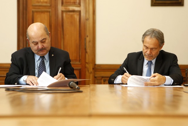 Acuerdo de la UNLP con el Ministerio de Justicia bonaerense Acuerdo de la UNLP con el Ministerio de Justicia bonaerense