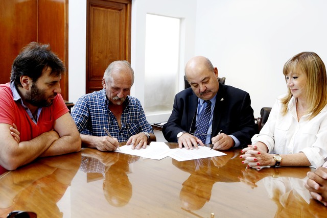 Trabajadoras no docentes se incorporarán a la Guardia Edilicia Trabajadoras no docentes se incorporarán a la Guardia Edilicia