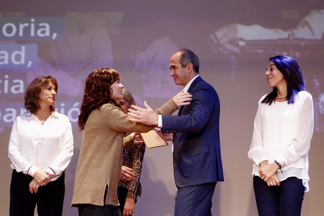 La UNLP entregó legajos reparados de víctimas del terrorismo de Estado La UNLP entregó legajos reparados de víctimas del terrorismo de Estado