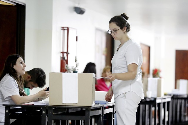#EleccionesUNLP Último día de votación en las 17 facultades #EleccionesUNLP Último día de votación en las 17 facultades