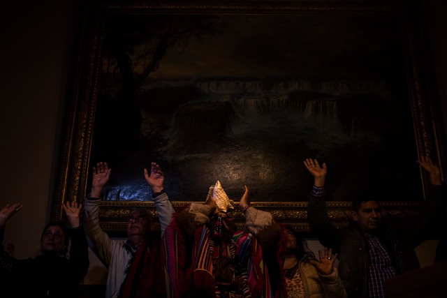 El Museo de la UNLP restituyó restos humanos al pueblo Qom El Museo de la UNLP restituyó restos humanos al pueblo Qom