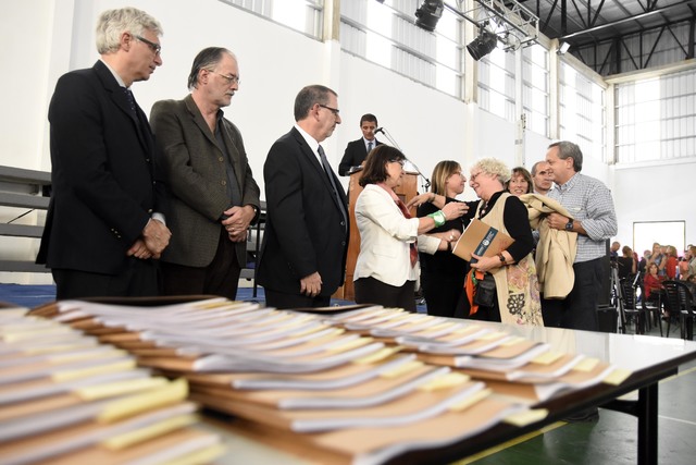 La UNLP entregó legajos reparados de víctimas del terrorismo de Estado La UNLP entregó legajos reparados de víctimas del terrorismo de Estado