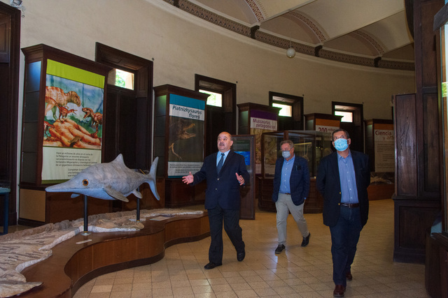 El presidente de la Universidad Argentina de la Empresa visitó la UNLP El presidente de la Universidad Argentina de la Empresa visitó la UNLP