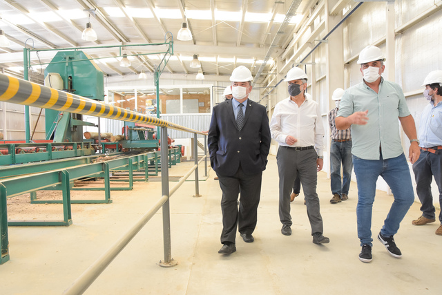 Filmus visitó el Centro de la Madera Filmus visitó el Centro de la Madera