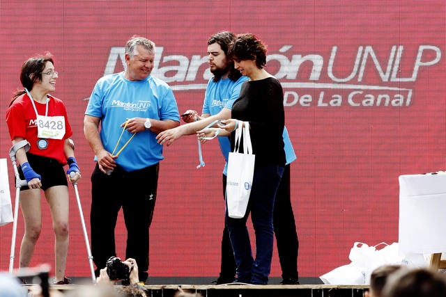 Miles de atletas participaron de la tradicional Maratón de la UNLP Miles de atletas participaron de la tradicional Maratón de la UNLP