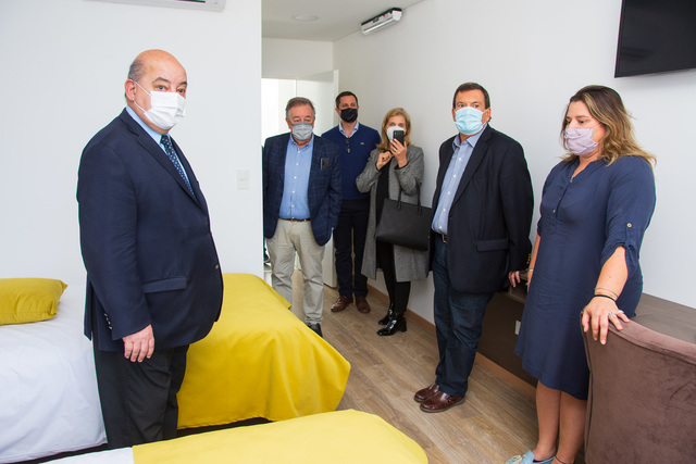 El presidente de la Universidad Argentina de la Empresa visitó la UNLP El presidente de la Universidad Argentina de la Empresa visitó la UNLP