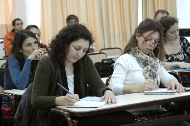 Cientos de docentes se capacitan año a año en la UNLP Cientos de docentes se capacitan año a año en la UNLP
