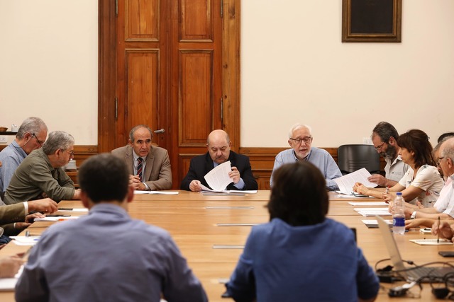 Científicos se unen para avanzar en el desarrollo de energías limpias Científicos se unen para avanzar en el desarrollo de energías limpias