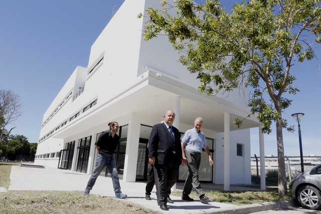 La UNLP crece y suma un nuevo edificio para actividades de investigación en Ciencias Exactas La UNLP crece y suma un nuevo edificio para actividades de investigación en Ciencias Exactas