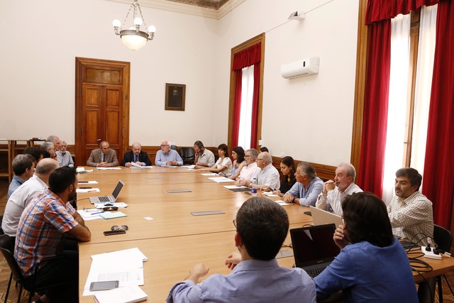 Científicos se unen para avanzar en el desarrollo de energías limpias Científicos se unen para avanzar en el desarrollo de energías limpias