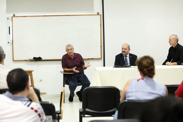 Destacados investigadores reunió una Jornada de Química Inorgánica en la UNLP Destacados investigadores reunió una Jornada de Química Inorgánica en la UNLP