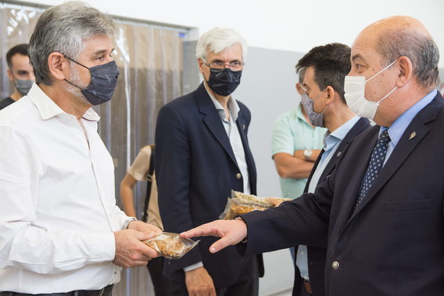 Filmus y Tauber en la Planta de Alimentos Deshidratados Filmus y Tauber en la Planta de Alimentos Deshidratados