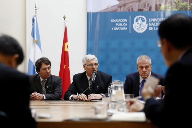Una delegación china visitó la UNLP Una delegación china visitó la UNLP
