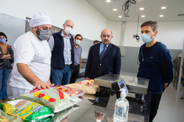 La última escala fue en la planta de alimentos deshidratados de la UNLP La última escala fue en la planta de alimentos deshidratados de la UNLP