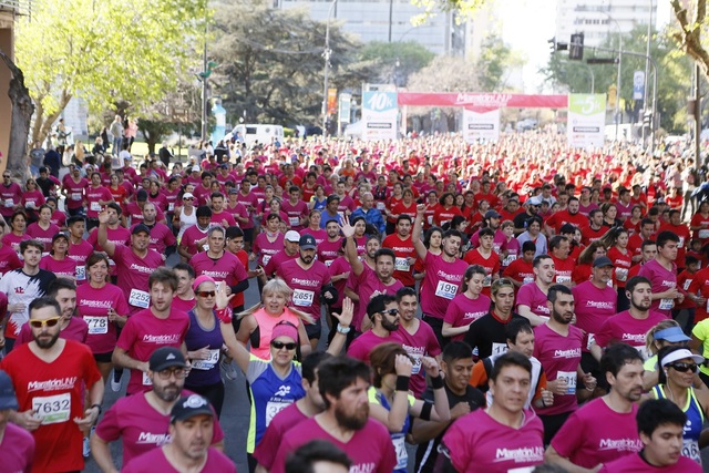 Se corrió la Maratón de la UNLP y la ciudad fue una fiesta Se corrió la Maratón de la UNLP y la ciudad fue una fiesta