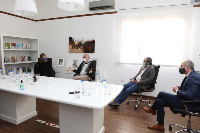 Más de 2 mil voluntarios de la UNLP trabajarán junto al Ministerio de Salud de la Provincia Más de 2 mil voluntarios de la UNLP trabajarán junto al Ministerio de Salud de la Provincia