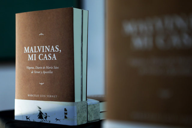 Una biblioteca popular para defender la soberanía desde el conocimiento Una biblioteca popular para defender la soberanía desde el conocimiento