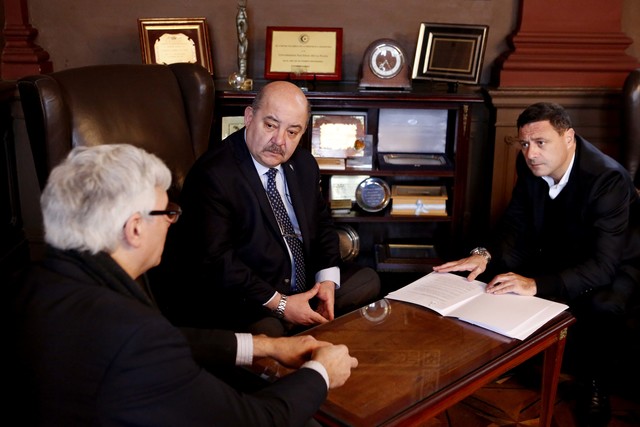 Convenio entre la UNLP y Autopistas de Buenos Aires S.A. (AUBASA) Convenio entre la UNLP y Autopistas de Buenos Aires S.A. (AUBASA)
