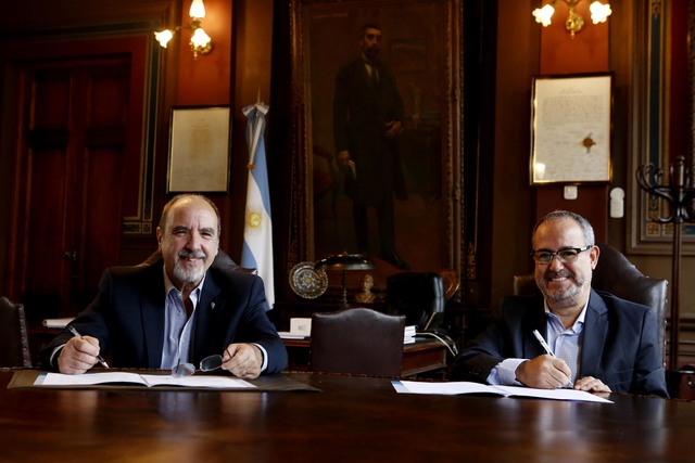 Convenio Marco de Cooperación entre la UNLP y el SEDRONAR Convenio Marco de Cooperación entre la UNLP y el SEDRONAR