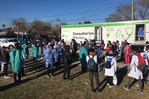 Informe semanal: El voluntariado de la UNLP, clave para frenar el avance de la pandemia en la región Informe semanal: El voluntariado de la UNLP, clave para frenar el avance de la pandemia en la región