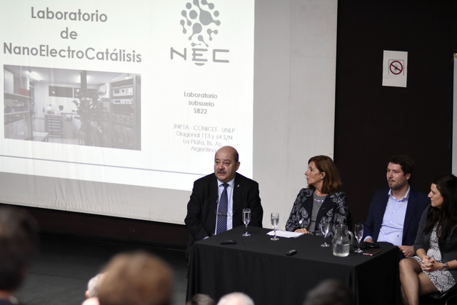 La UNLP incorporó un nuevo laboratorio para desarrollos en energías renovables La UNLP incorporó un nuevo laboratorio para desarrollos en energías renovables