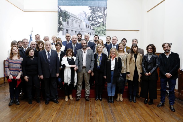 El gabinete completo que acompañará a Tauber en su gestión El gabinete completo que acompañará a Tauber en su gestión