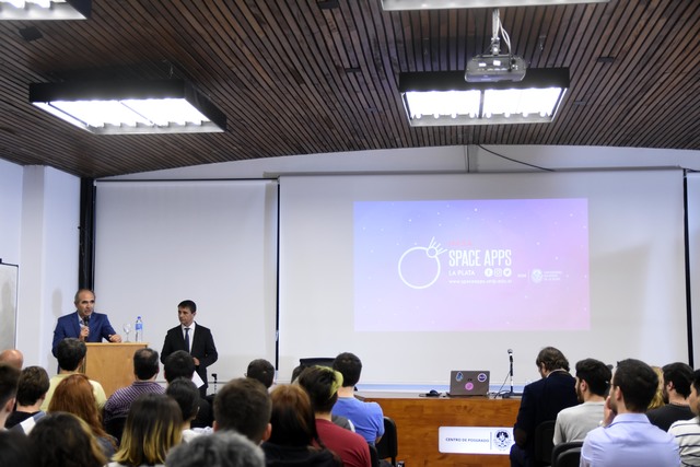 Comenzó en la UNLP el concurso internacional de la NASA para crear aplicaciones Comenzó en la UNLP el concurso internacional de la NASA para crear aplicaciones