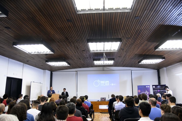 Comenzó en la UNLP el concurso internacional de la NASA para crear aplicaciones Comenzó en la UNLP el concurso internacional de la NASA para crear aplicaciones