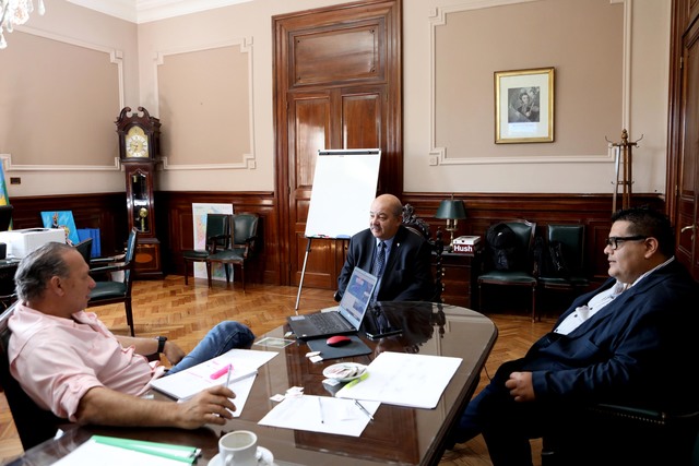 Gestiones con Provincia para mejorar la seguridad en torno a los predios de la UNLP Gestiones con Provincia para mejorar la seguridad en torno a los predios de la UNLP