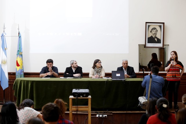 Se presentó en la UNLP la "Declaración en Defensa de los Derechos de los Migrantes Se presentó en la UNLP la "Declaración en Defensa de los Derechos de los Migrantes