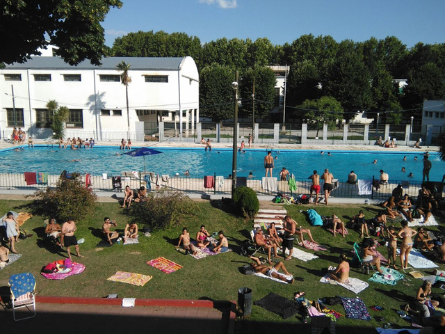 Comenzó la temporada de verano en el Campo de Deportes de la UNLP Comenzó la temporada de verano en el Campo de Deportes de la UNLP