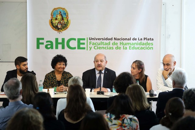 La UNLP distinguió con el título Doctora Honoris Causa a la socióloga Dora Barrancos La UNLP distinguió con el título Doctora Honoris Causa a la socióloga Dora Barrancos
