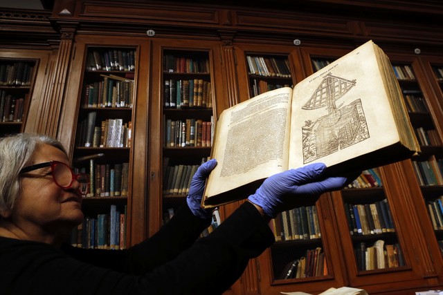 La obra maestra de Isaac Newton y otros tesoros bibliográficos al alcance de todos La obra maestra de Isaac Newton y otros tesoros bibliográficos al alcance de todos