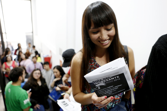 La UNLP ya estableció la fecha y requisitos de inscripción para el ciclo lectivo 2019 La UNLP ya estableció la fecha y requisitos de inscripción para el ciclo lectivo 2019