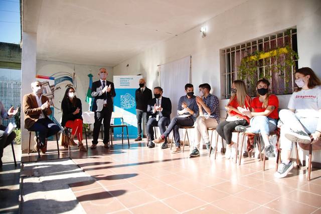 Diplomatura en Géneros y DDHH en cárcel: estudiantes participaron de un encuentro con la ministra de Mujeres, Géneros y Diversidad de la Nación Diplomatura en Géneros y DDHH en cárcel: estudiantes participaron de un encuentro con la ministra de Mujeres, Géneros y Diversidad de la Nación