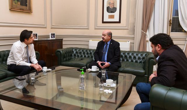 El presidente Tauber se reunió con el ministro de Educación, Nicolás Trotta El presidente Tauber se reunió con el ministro de Educación, Nicolás Trotta