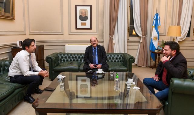 El presidente Tauber se reunió con el ministro de Educación, Nicolás Trotta El presidente Tauber se reunió con el ministro de Educación, Nicolás Trotta