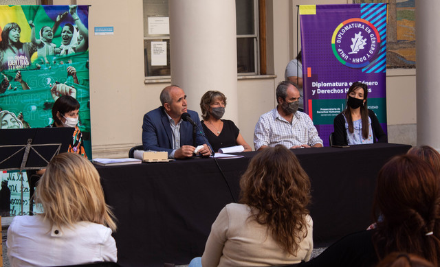 Se entregaron los certificados de la Diplomatura en Género y Derechos Humanos de la UNLP Se entregaron los certificados de la Diplomatura en Género y Derechos Humanos de la UNLP