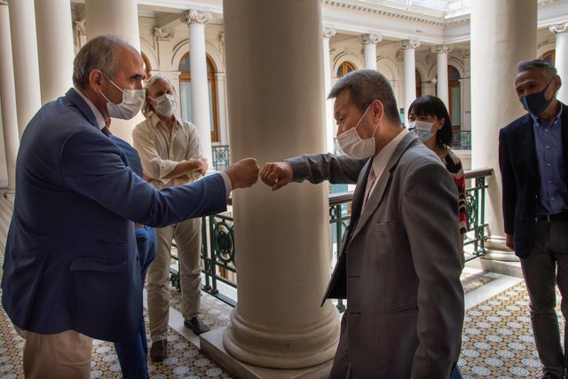 Representantes de la Agencia de Cooperación Japonesa JICA visitaron la UNLP Representantes de la Agencia de Cooperación Japonesa JICA visitaron la UNLP