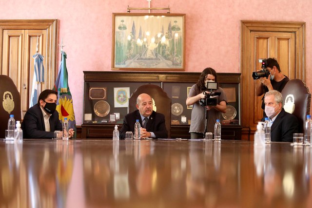 La UNLP anunció un plan de consolidación de su planta de trabajadores Nodocentes La UNLP anunció un plan de consolidación de su planta de trabajadores Nodocentes