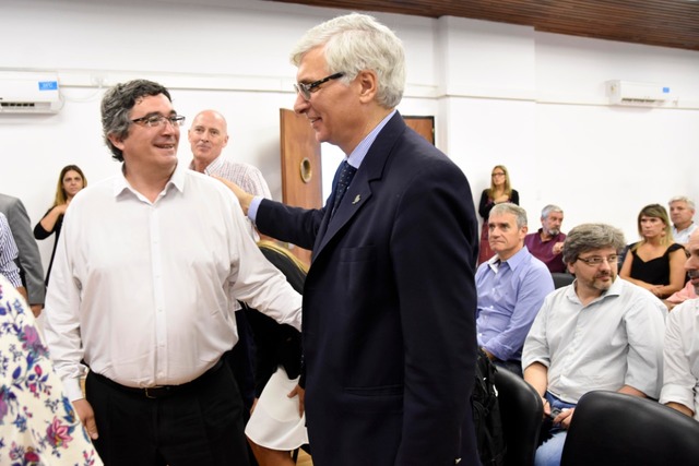 Desarrollo Agrario presentó el Observatorio Técnico de Agroquímicos en la UNLP Desarrollo Agrario presentó el Observatorio Técnico de Agroquímicos en la UNLP