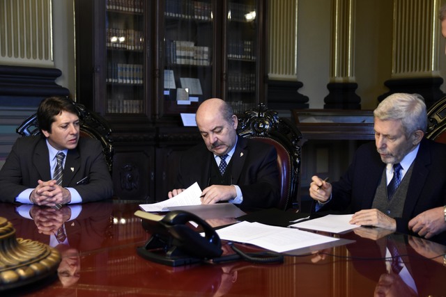 La UNLP colaborará con la Justicia en la realización de pericias hidráulicas La UNLP colaborará con la Justicia en la realización de pericias hidráulicas