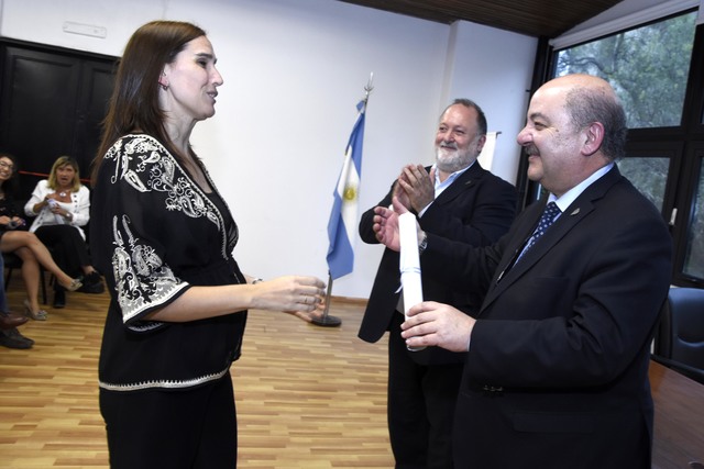 Nuevos egresados de la Especialización en Docencia Universitaria Nuevos egresados de la Especialización en Docencia Universitaria
