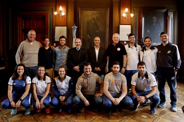 Destacados deportistas de la UNLP visitaron el Rectorado Destacados deportistas de la UNLP visitaron el Rectorado