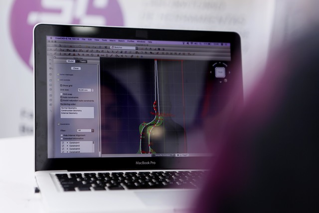 Con impresoras 3D investigadores de la UNLP crean instrumentos musicales con fines sociales Con impresoras 3D investigadores de la UNLP crean instrumentos musicales con fines sociales