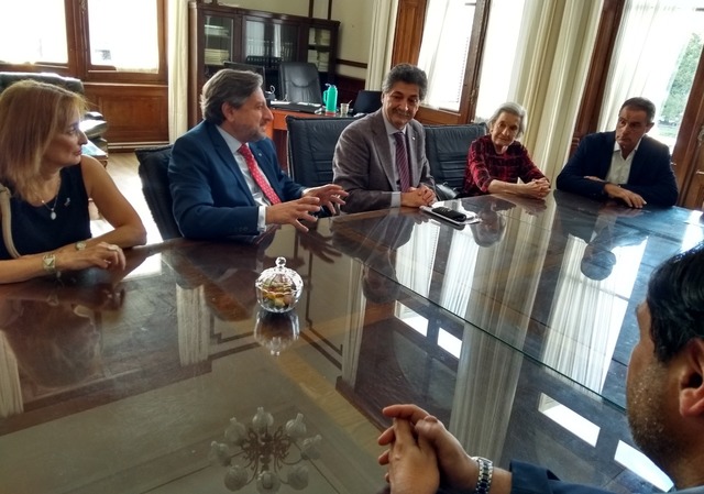 Cátedra Libre del Pensamiento Armenio: En La Plata permitirán a los empleados de origen Armenio asistir a los eventos en recuerdo del Genocidio Cátedra Libre del Pensamiento Armenio: En La Plata permitirán a los empleados de origen Armenio asistir a los eventos en recuerdo del Genocidio