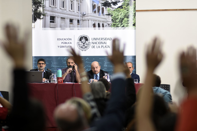 Sesionó el Consejo Superior Sesionó el Consejo Superior