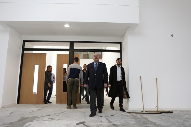 El presidente Tauber recorrió las instalaciones junto a autoridades de la UNLP y de la Facultad El presidente Tauber recorrió las instalaciones junto a autoridades de la UNLP y de la Facultad