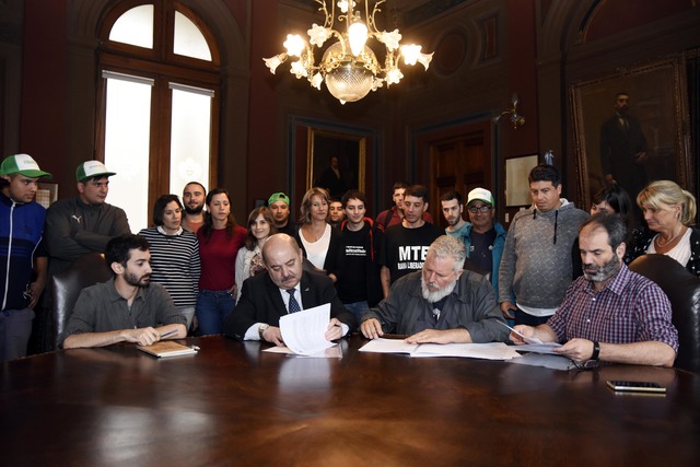 La UNLP promueve proyectos de investigación, docencia y extensión en cárceles de la región La UNLP promueve proyectos de investigación, docencia y extensión en cárceles de la región
